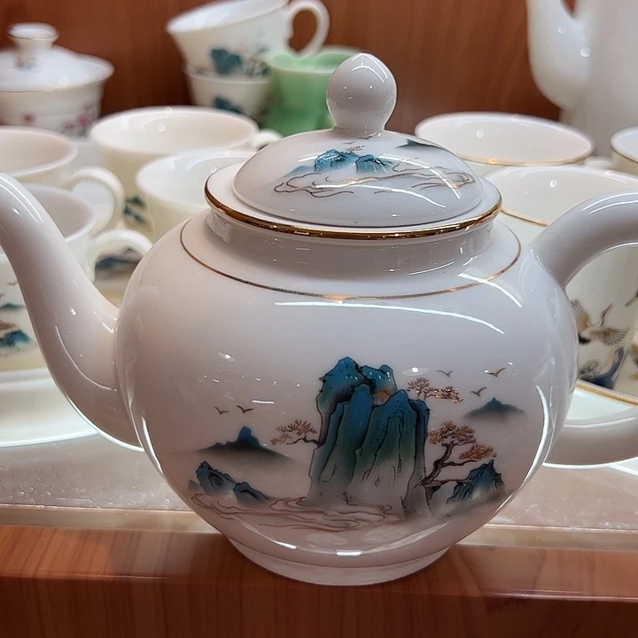 陶瓷茶壶哈哈哈哈哈