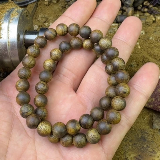 沉香沉香碎屑绿棋：金沙叶8mm克重10