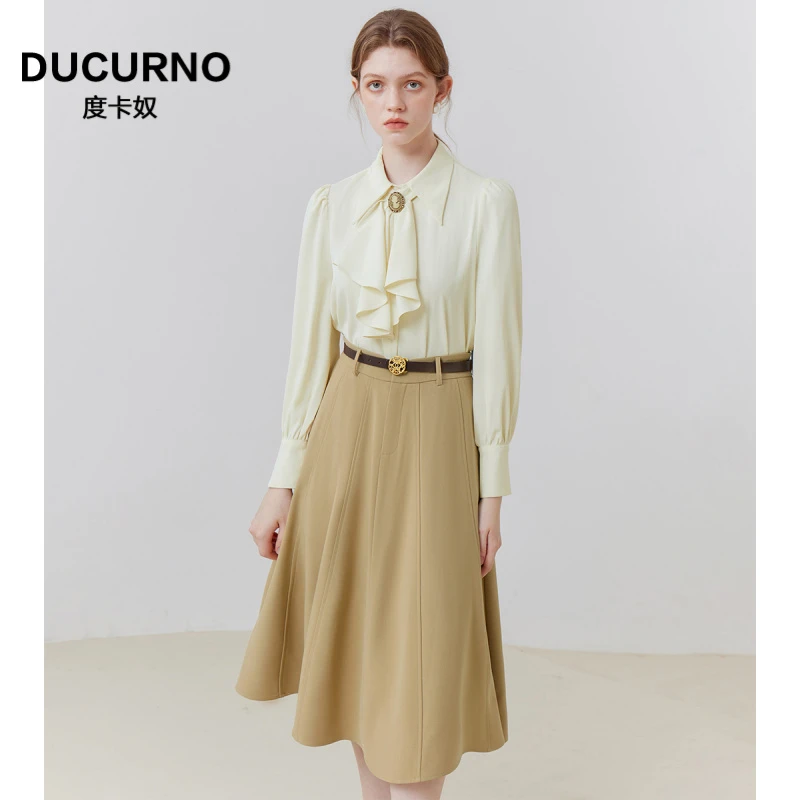 2025秋季新款高级直筒气质卡其色a字大摆半身裙女装休闲百搭伞裙