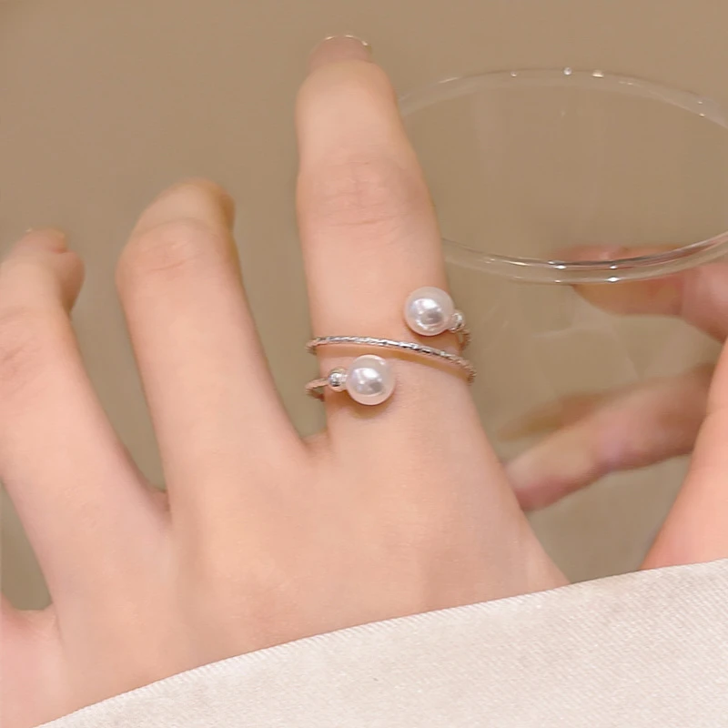 合金塑料戒指 轻奢小众高级感简约大颗珍珠戒指女百搭气质缠绕