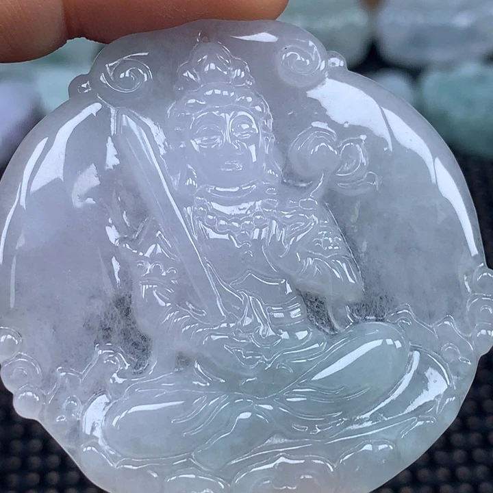 颈饰未镶嵌翡翠虚空