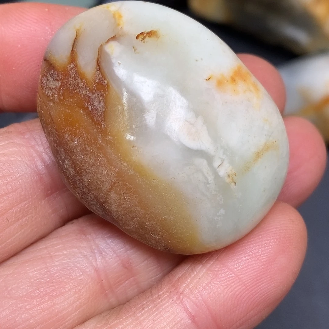 和田玉未镶嵌珠宝奇石