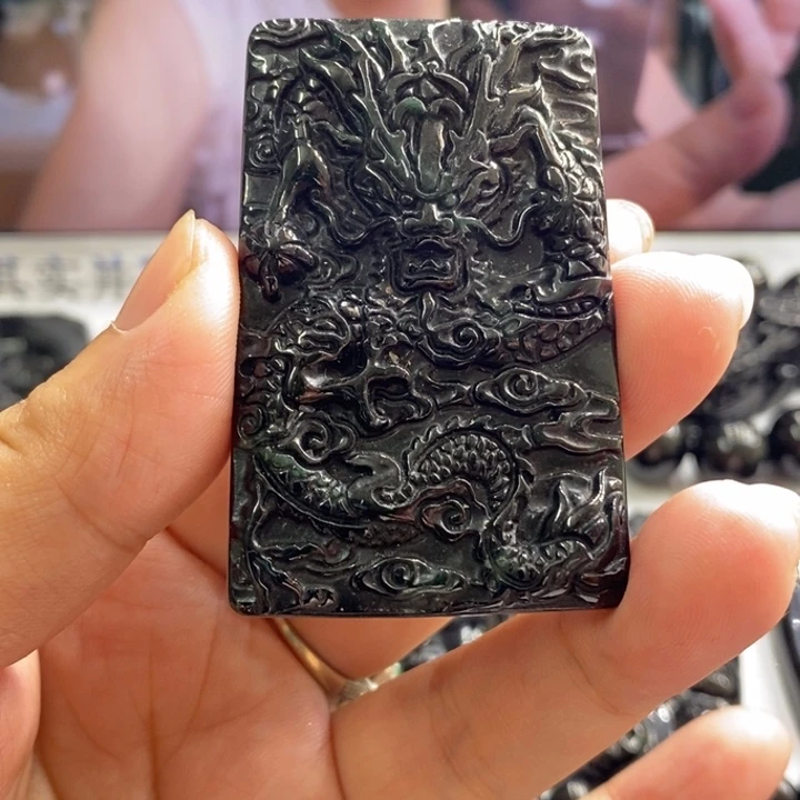 翡翠未镶嵌吊坠(不含链)1500