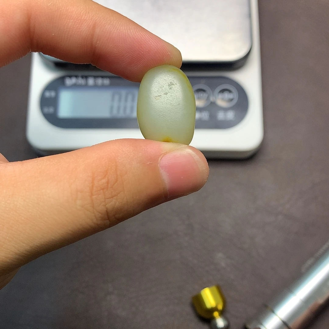 和田玉（糖玉）未镶嵌挂件