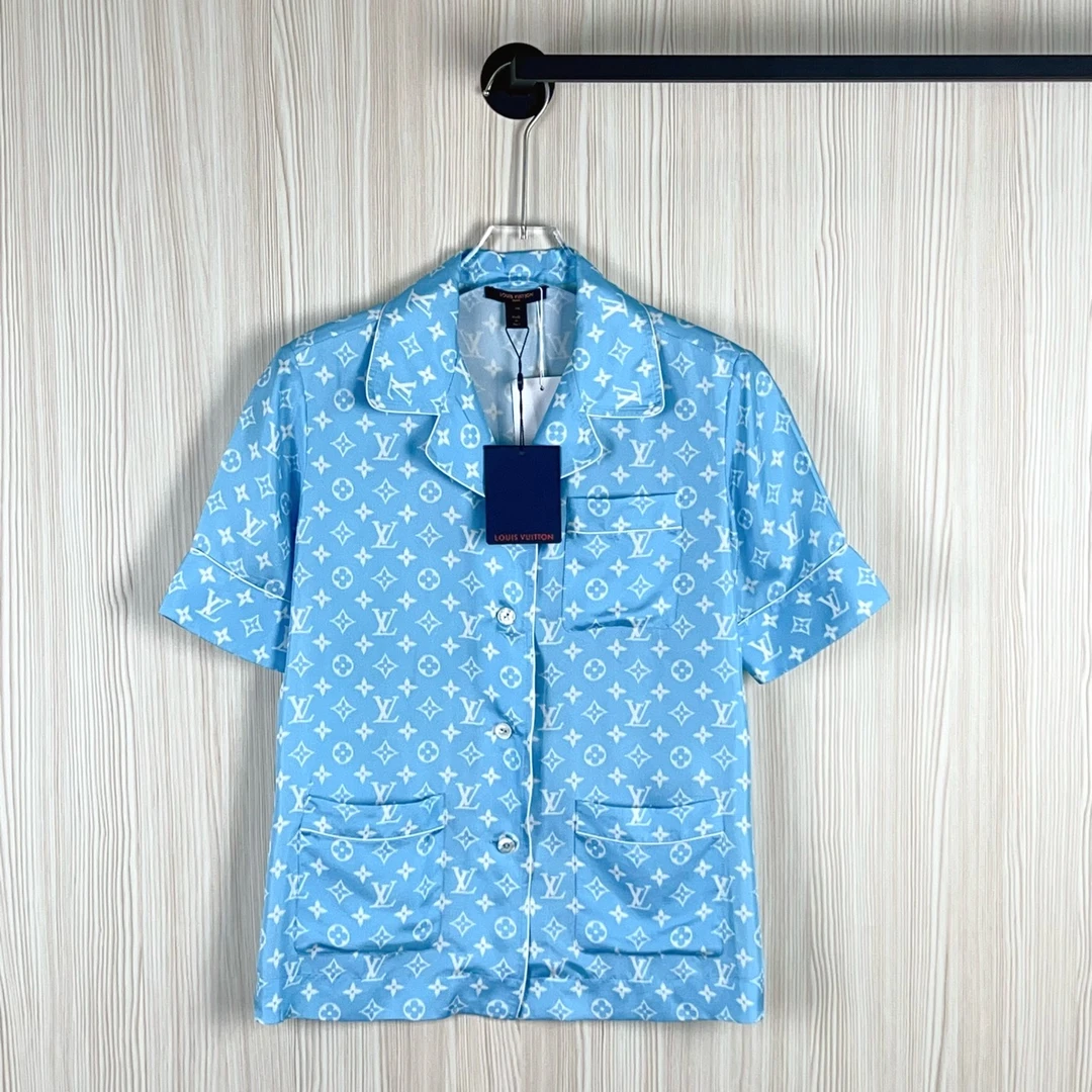 99新 LouisVuitton/路易威登 老花衬衫（轻微勾丝）/38码/GSS16659