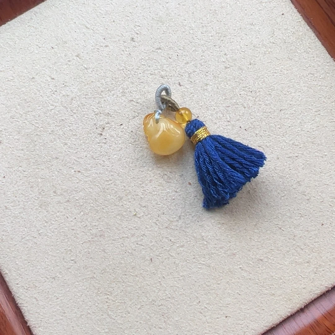 琥珀未镶嵌吊坠(不含链)