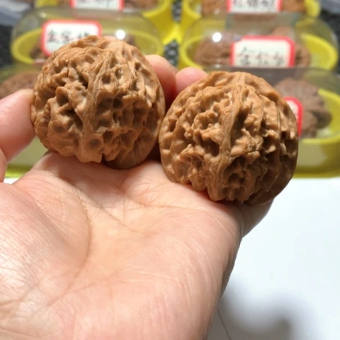 吊坠文玩核桃43三角苹果