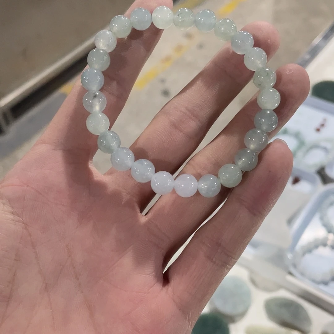 K***y翡翠未镶嵌颈饰翡翠