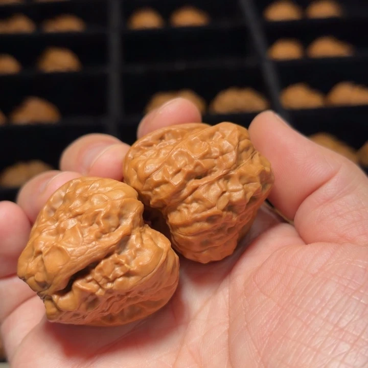 文玩核桃吊坠蛤蟆7157