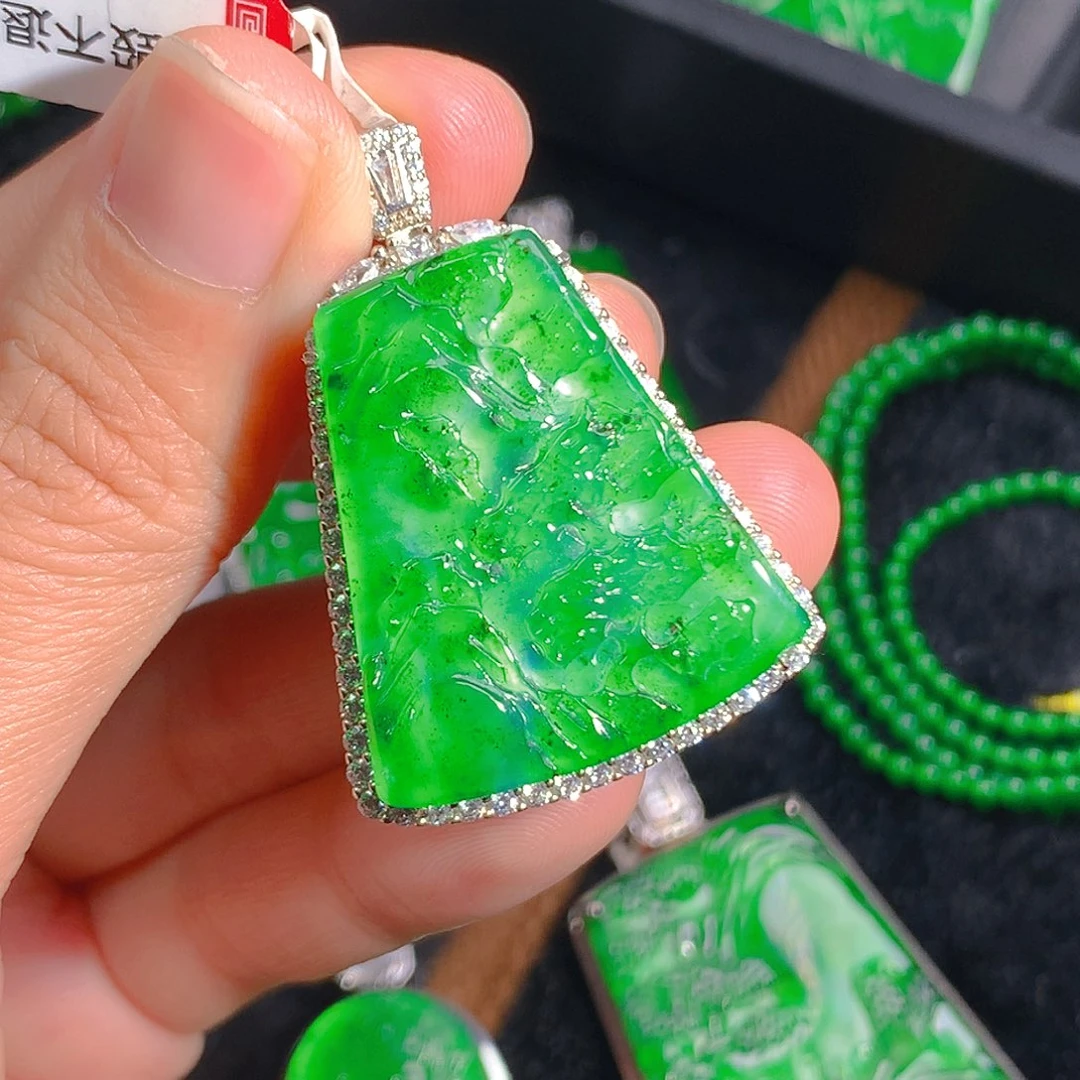 翡翠吊坠(不含链)未镶嵌