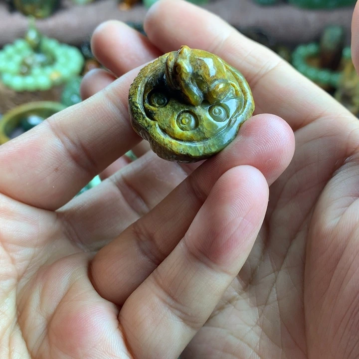 岫岩河磨玉（透闪石质玉）未镶嵌吊坠(赠链)