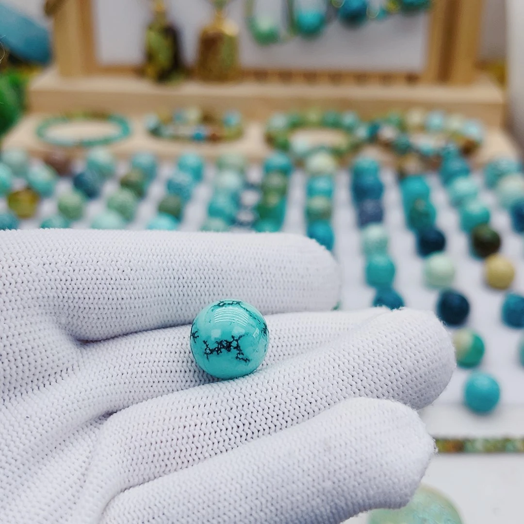 未镶嵌绿松石珠宝奇石