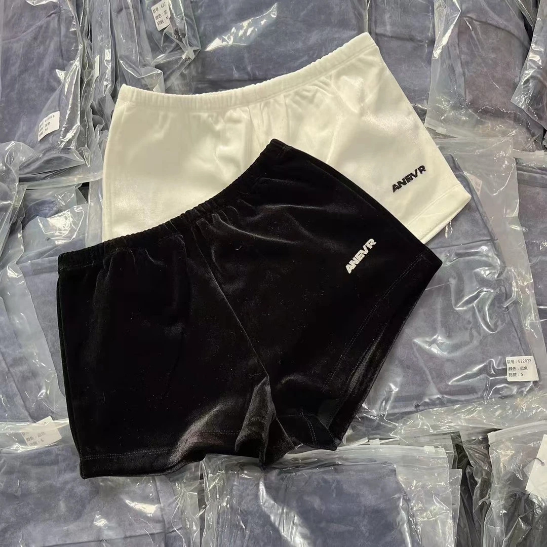 38-623097  热裤刺绣显瘦外穿休闲a字短裤119-9