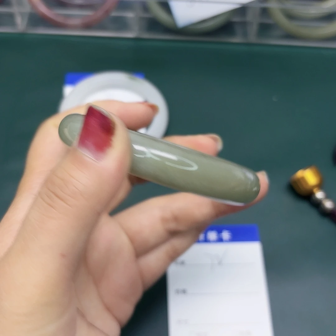 石英质玉未镶嵌手镯72/62