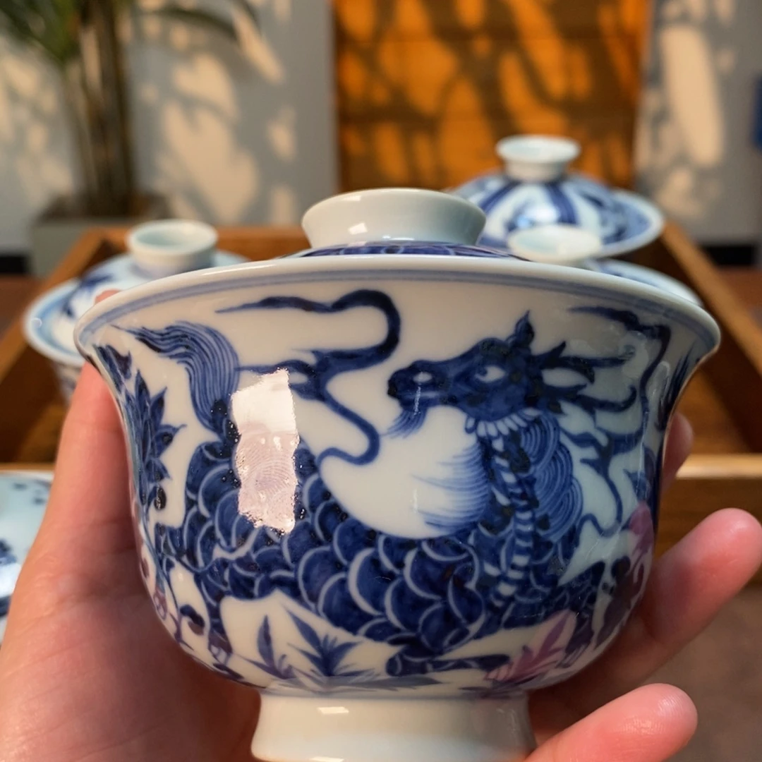 仿元青花麒麟盖碗