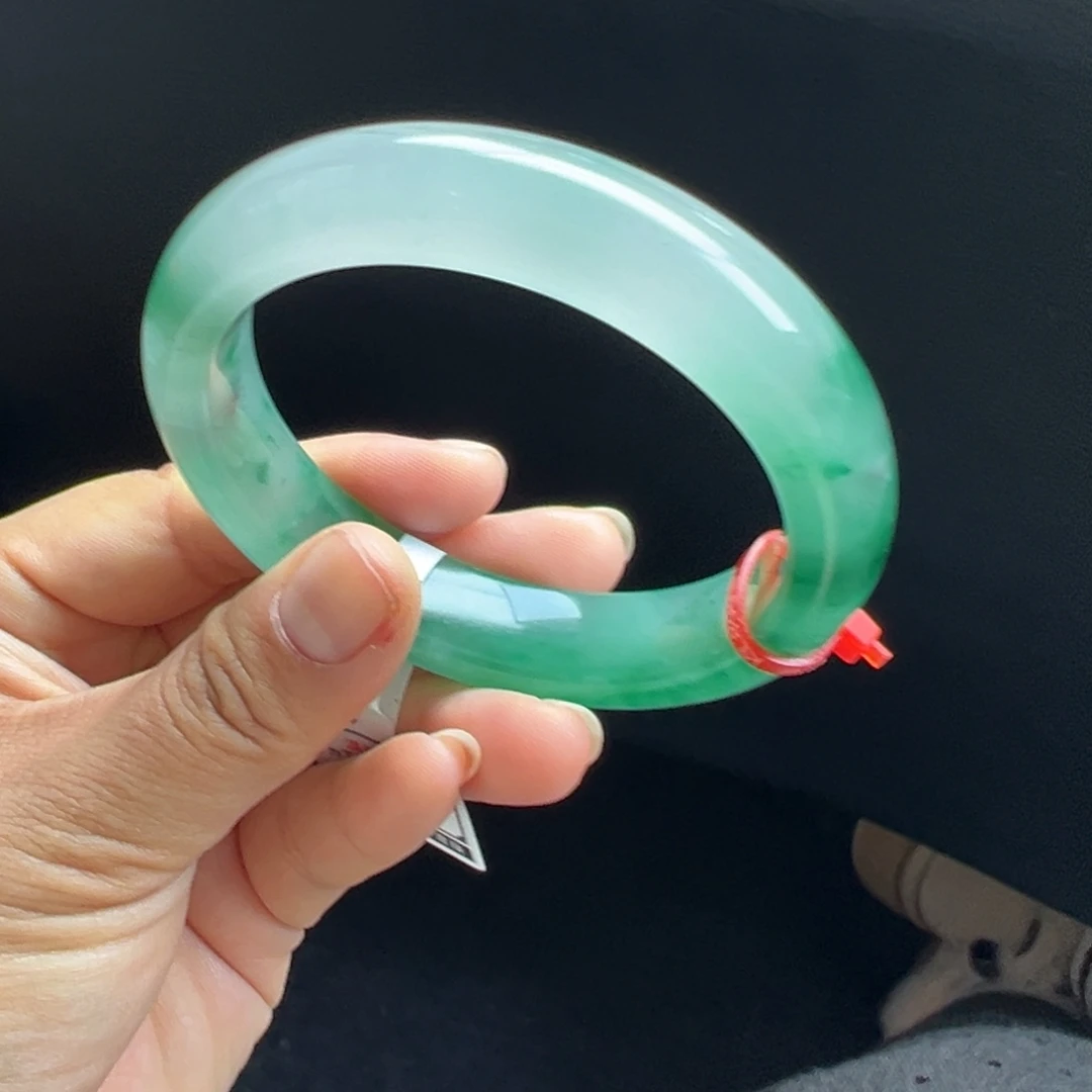 石英质玉未镶嵌手镯非洲翠5960