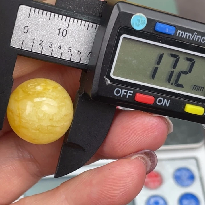 琥珀裸石未镶嵌微瑕483