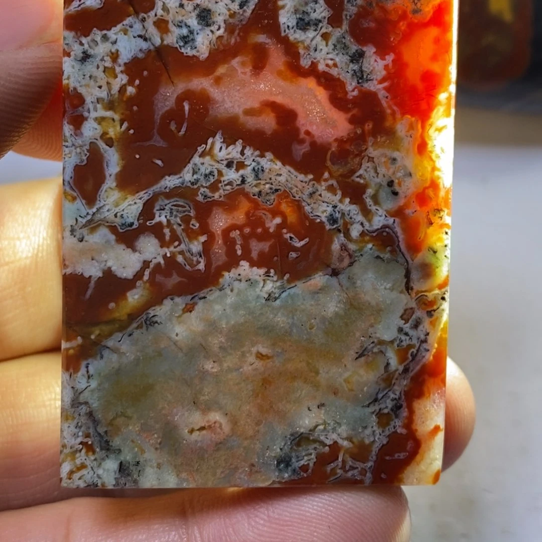 玛瑙/玉髓吊坠(赠链)未镶嵌满****呀