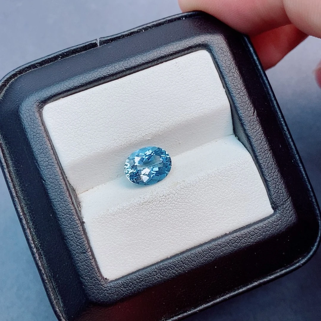 笔搁未镶嵌海蓝宝石2ct 圣玛利亚
