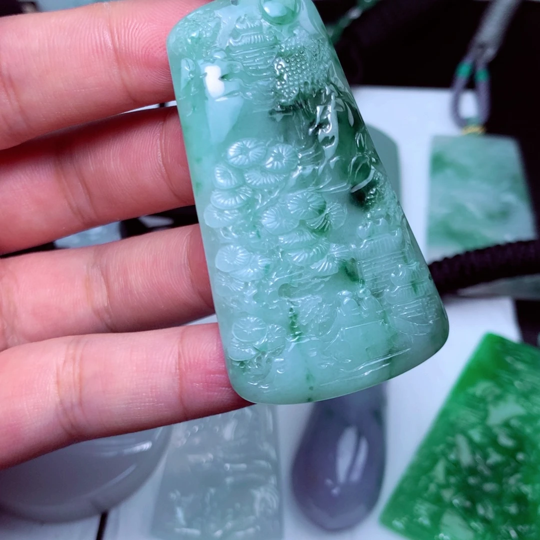 颈饰未镶嵌翡翠天然A货翡翠