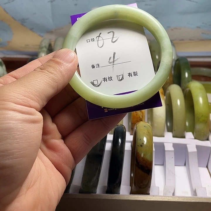 岫玉未镶嵌手镯岫玉精美绝美手琢