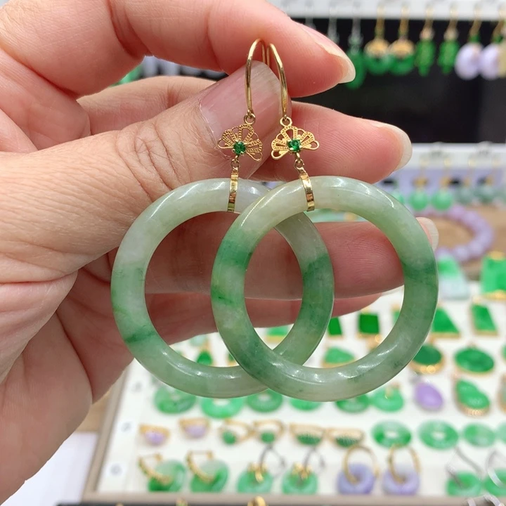 翡翠18K金镶嵌耳饰