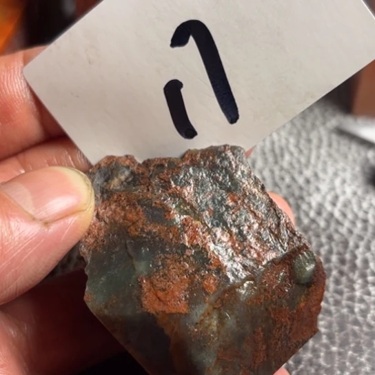 西安石㏒*精美迷彩绿