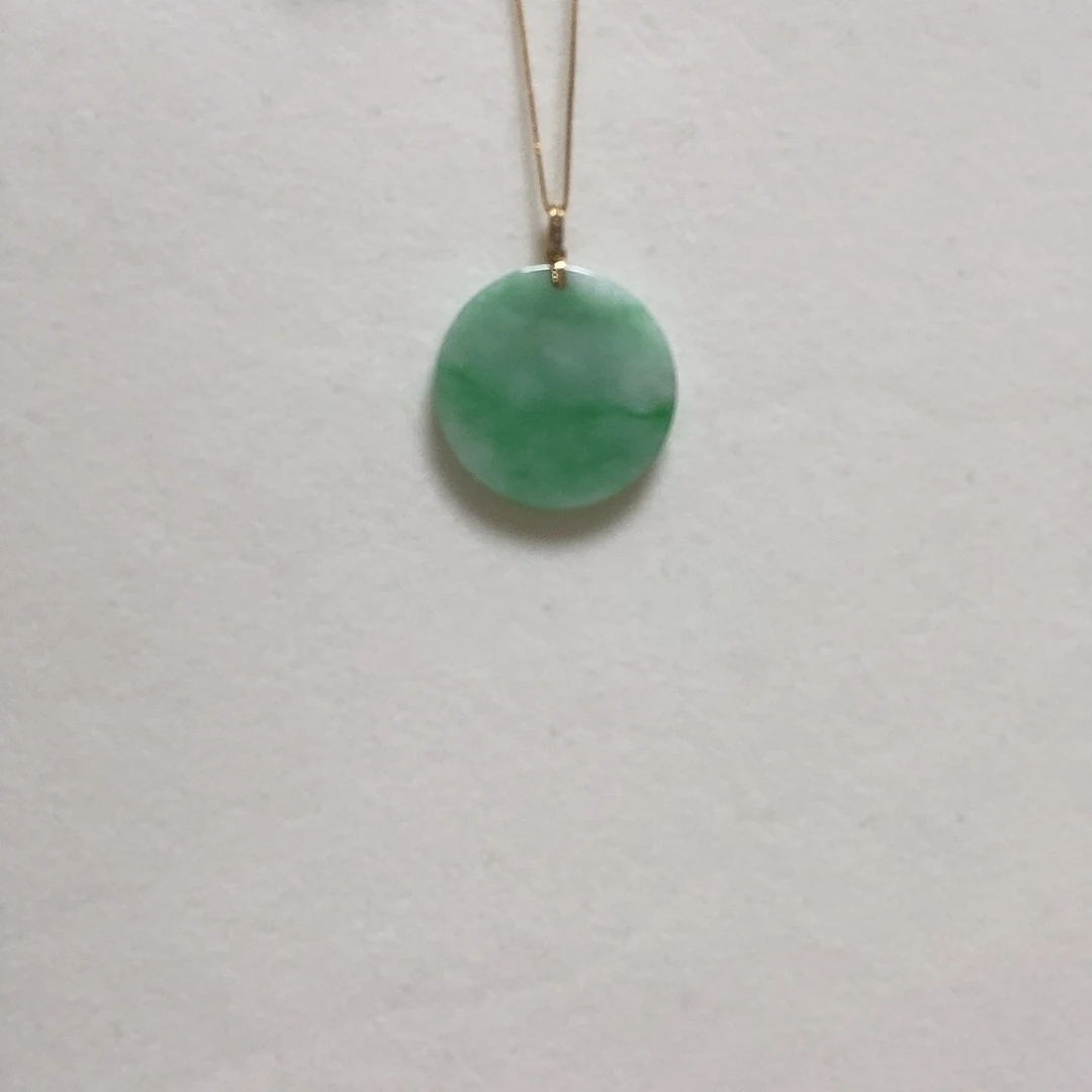 翡翠颈饰18K金镶嵌米***索简单