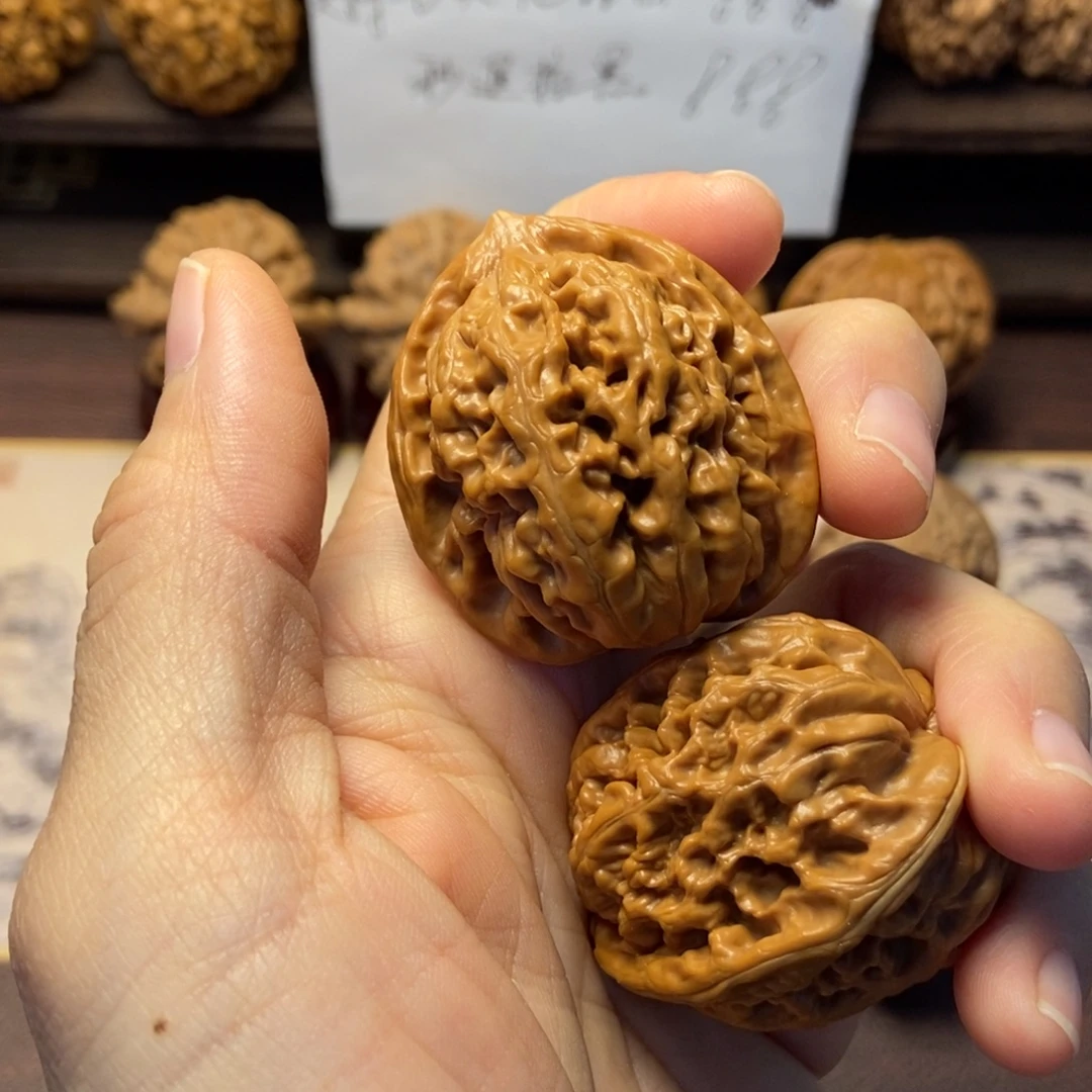7***g把件文玩核桃全品凤凰台38
