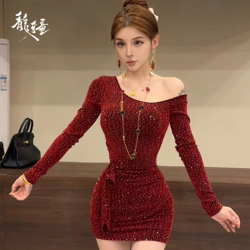 （清）龙怼怼推荐【璀璨星河】显瘦气质长袖时尚修身宴会轻奢收腰