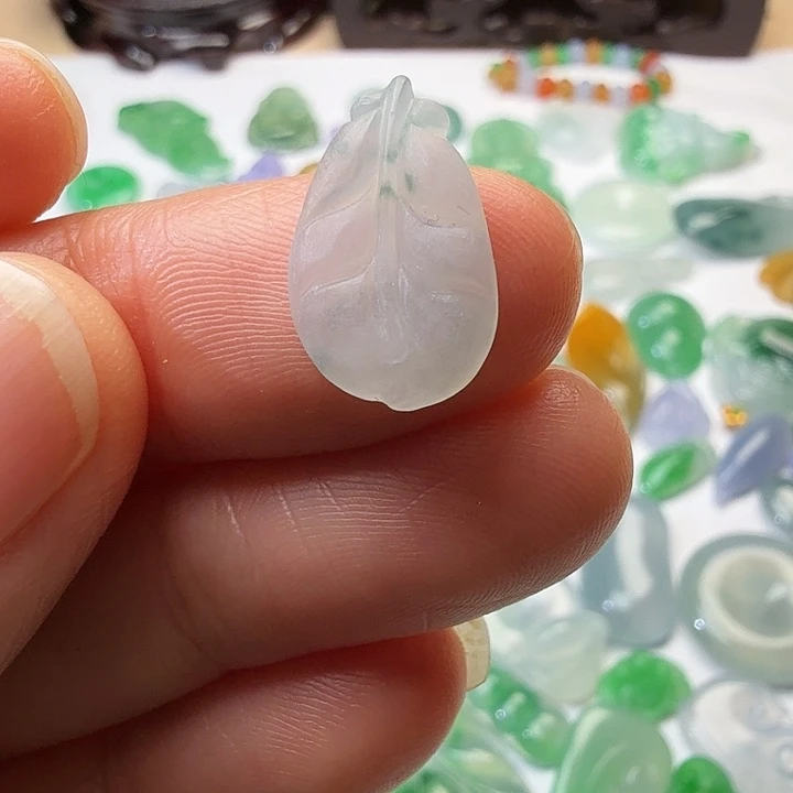 定制翡翠未镶嵌天然缅甸翡翠叶子