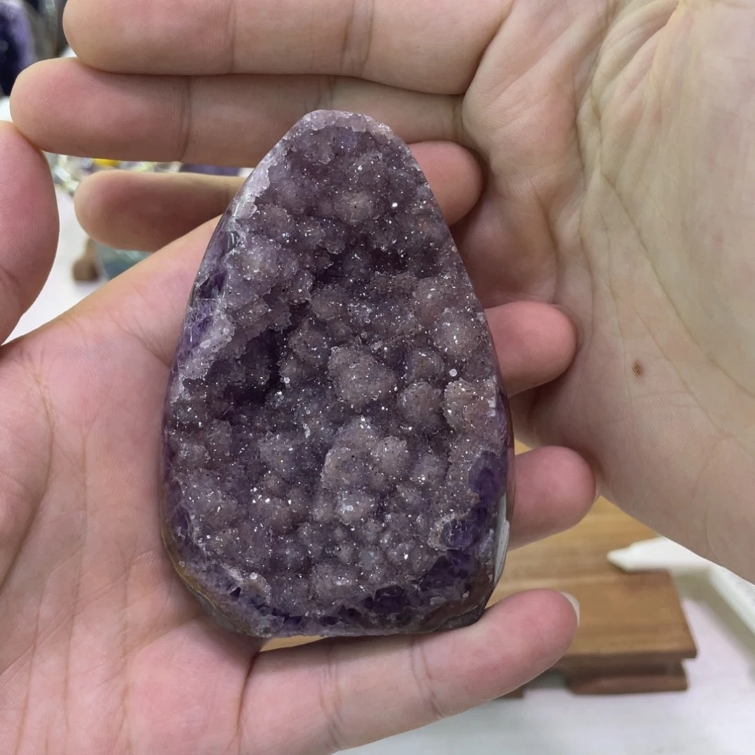 未镶嵌水晶大型摆件（非配饰）