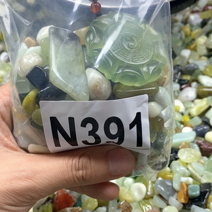 未镶嵌岫玉鱼缸石