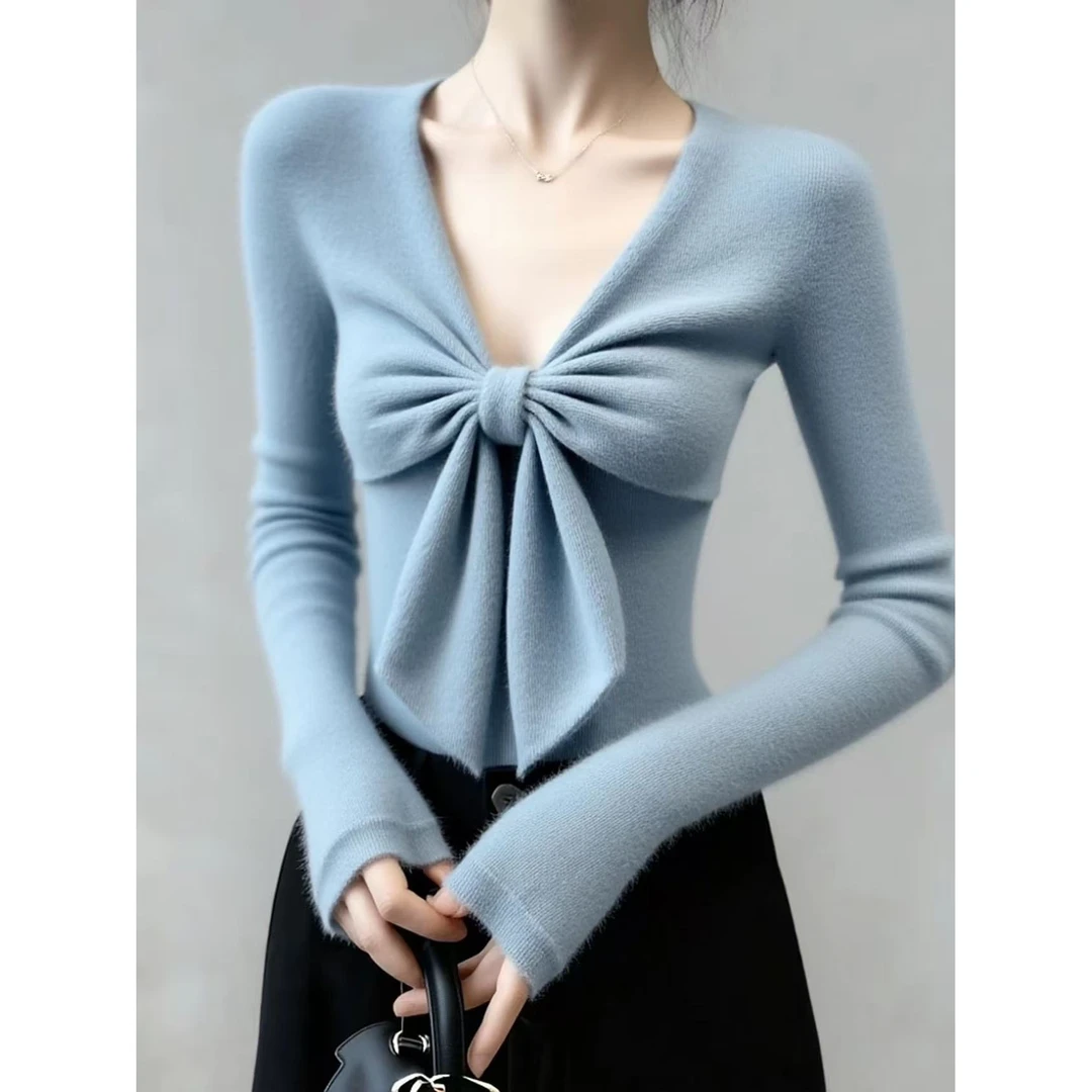 2025新款毛衣女款设计感别致独特小香风轻熟气质收腰蓝色针织上衣