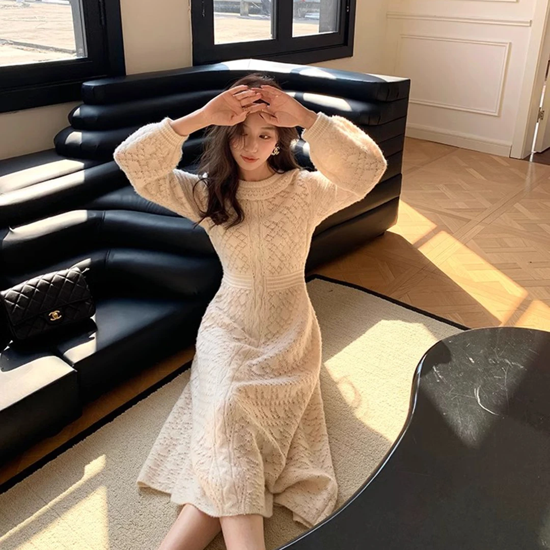 法式特种提花设计师款针织连衣裙QH233110