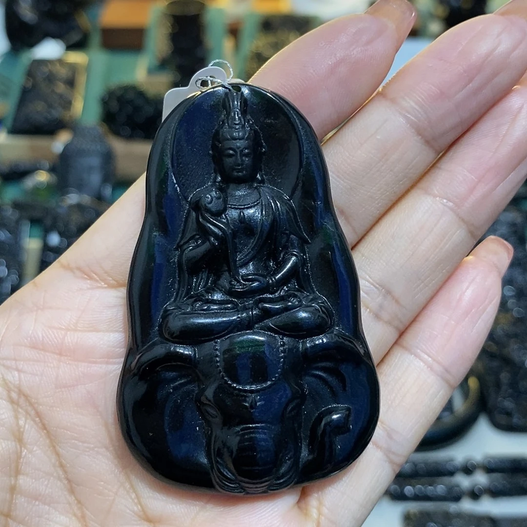 漫****未镶嵌蛇纹石玉颈饰
