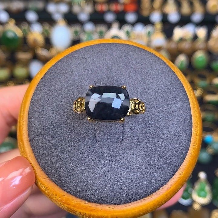 和田玉戒指银S925镀金镶嵌