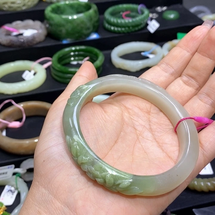 和田玉手镯63圈口21未镶嵌