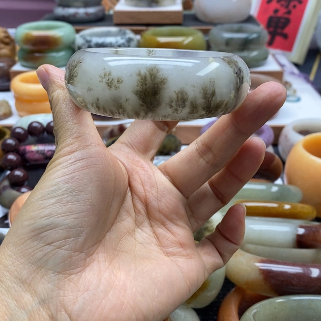 石英岩玉手镯未镶嵌@*