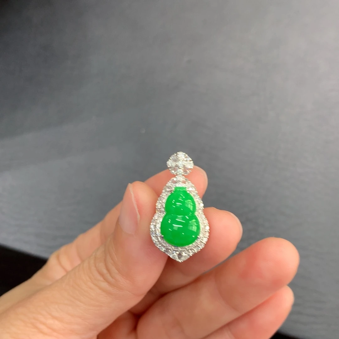 翡翠18K金镶嵌吊坠(不含链)