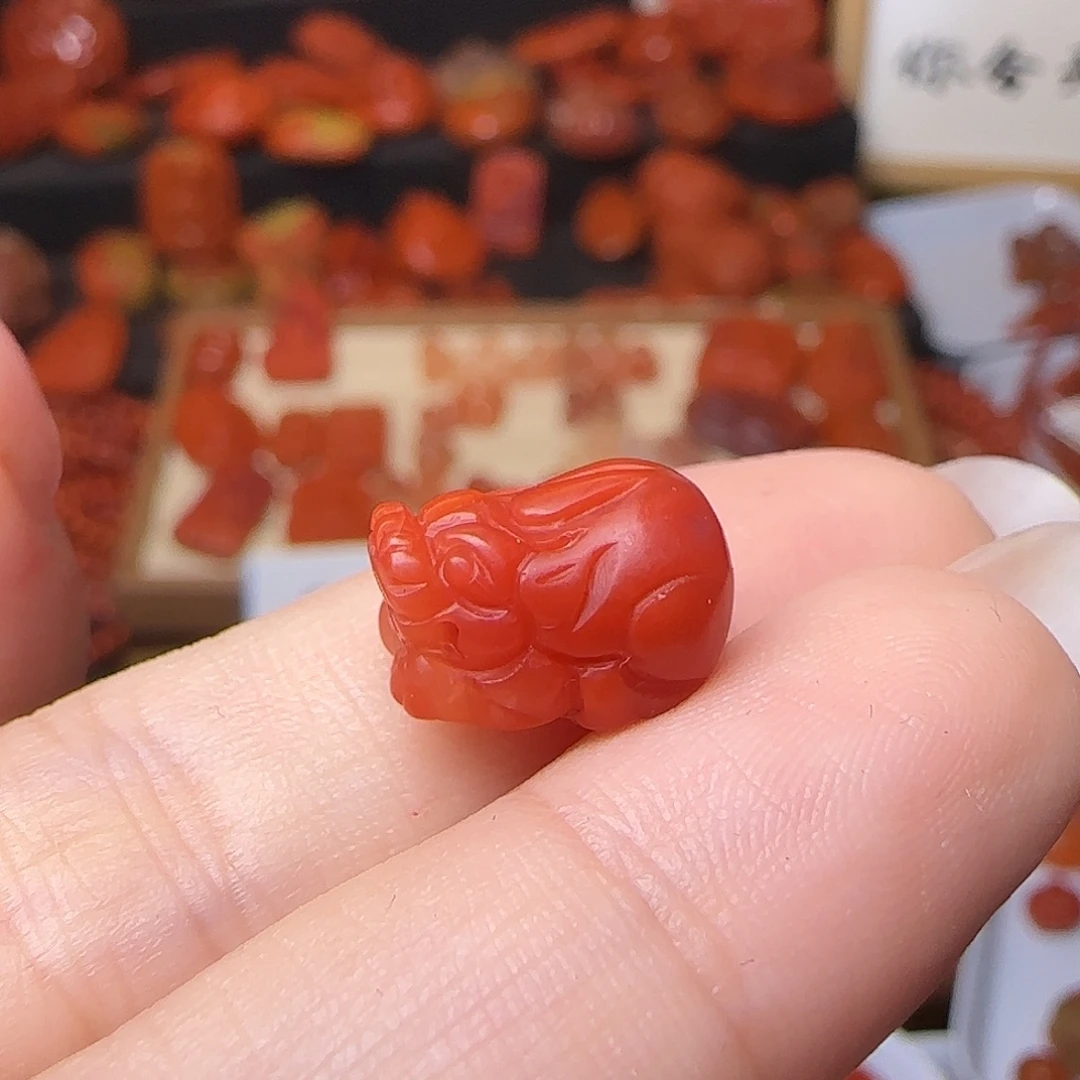 南红玛瑙未镶嵌颈饰