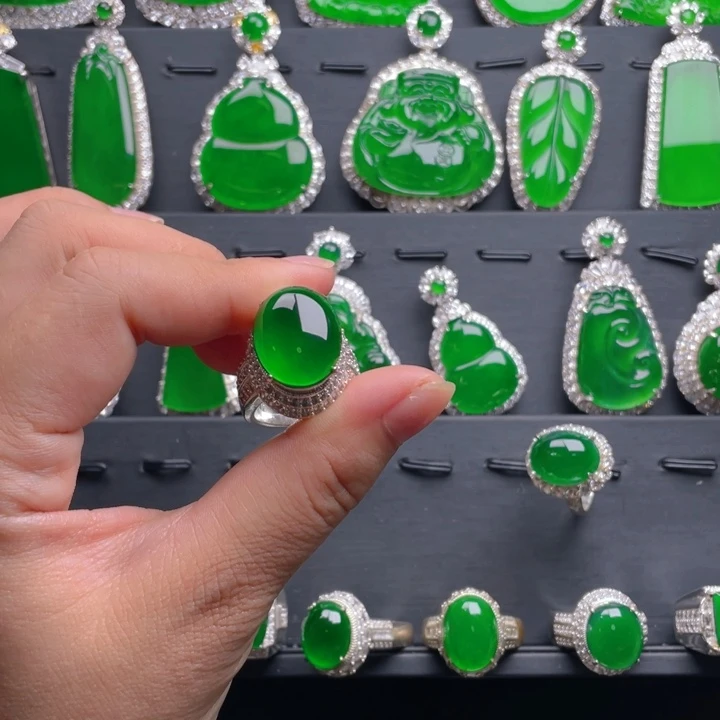 翡翠戒指未镶嵌翡翠吊坠