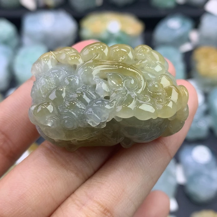 翡翠未镶嵌颈饰天然缅甸翡翠