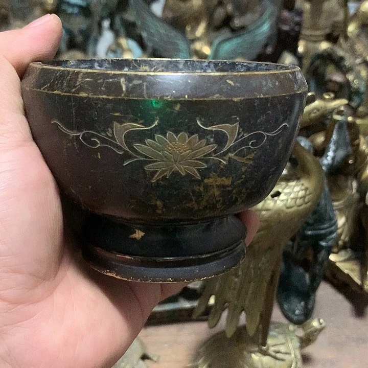 佛光普照大地色系的搭配裤子