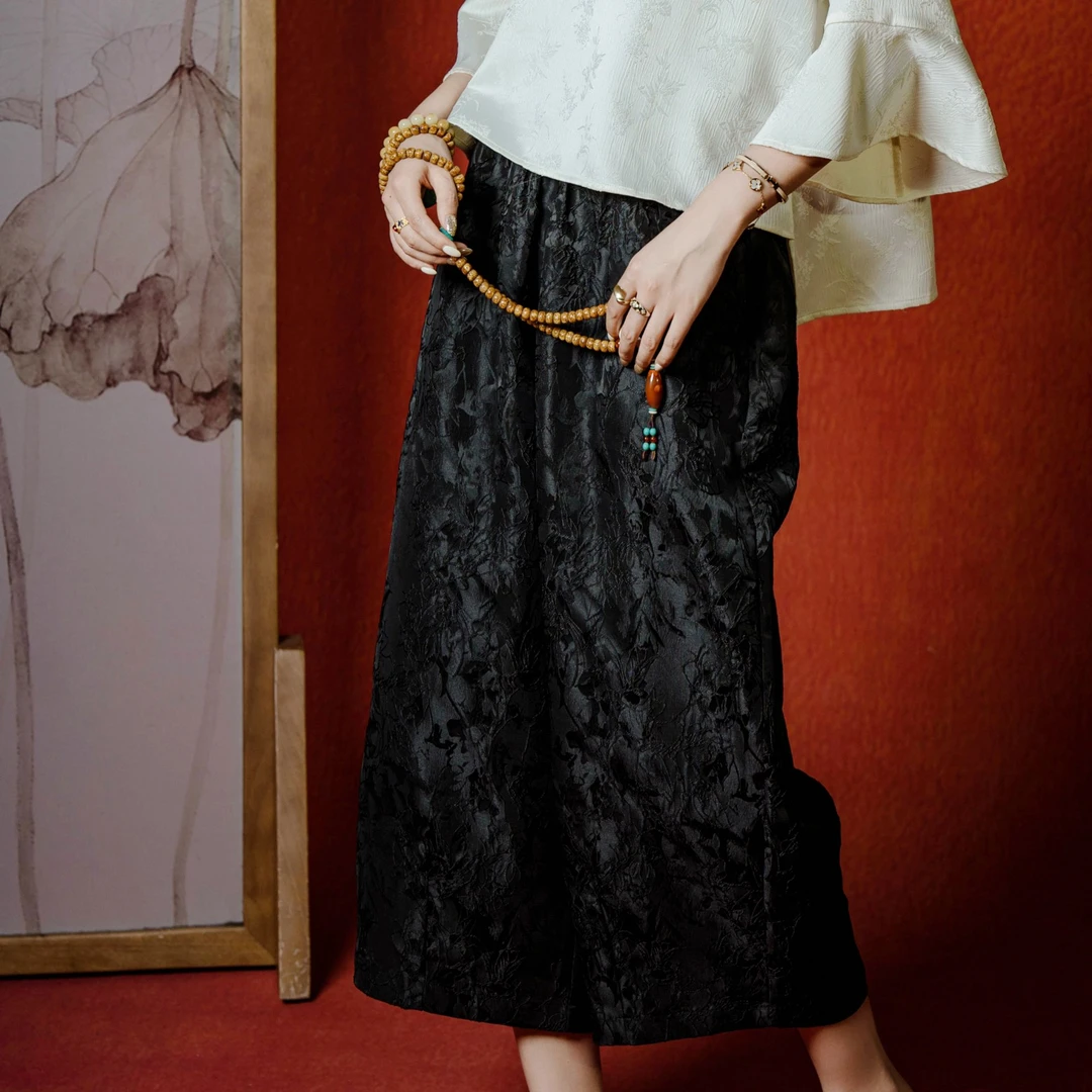 【雾山烟雨】BF32751黑色敦煌大漠浮雕花刺绣茧型阔腿裤