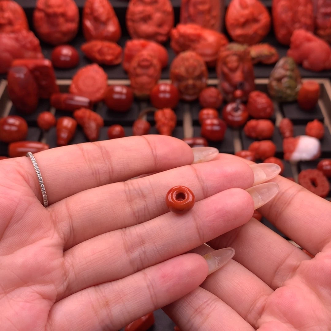 南红玛瑙南红川料原矿扣子10mm未镶嵌尘**杨