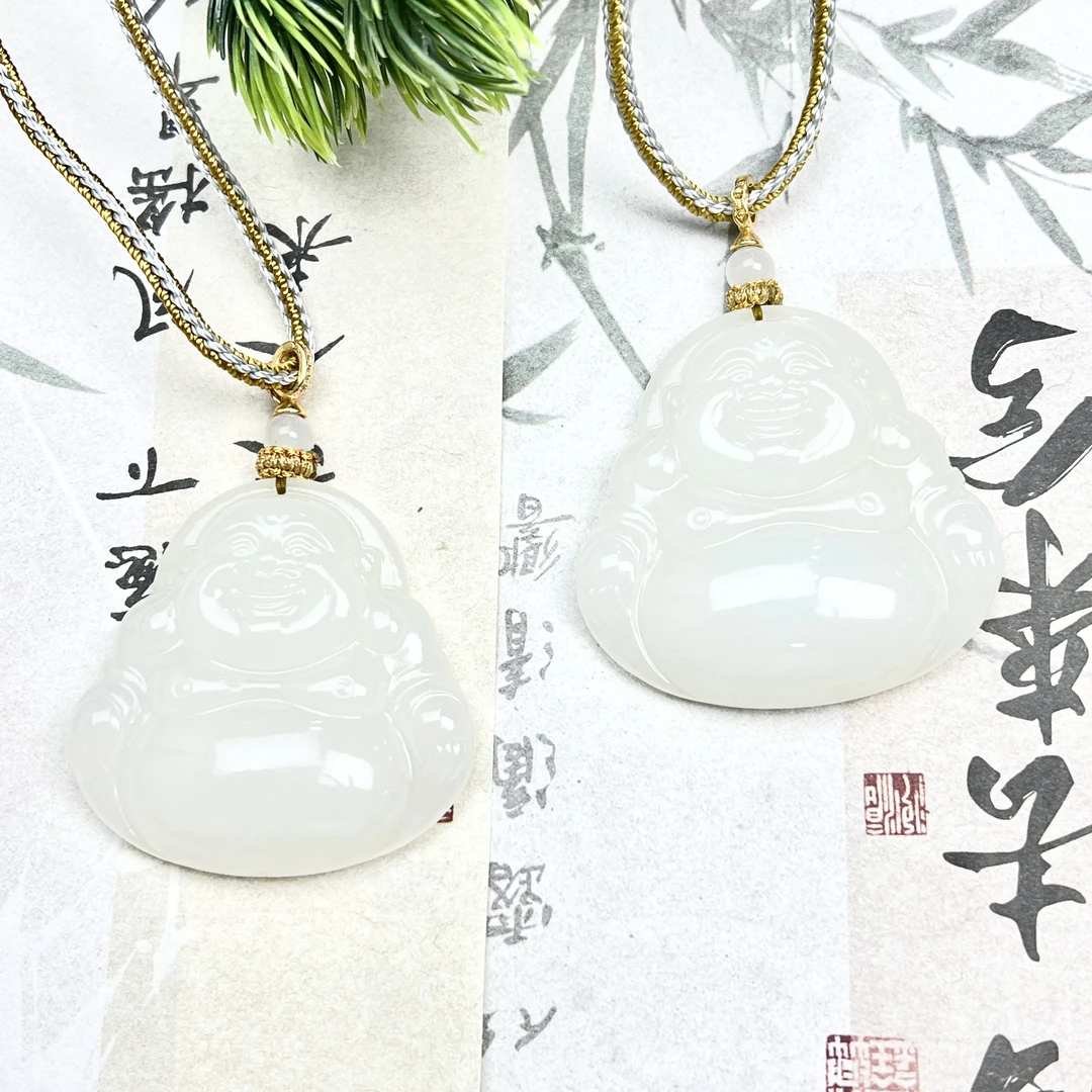 西亚珠宝BY01和田玉白玉佛公吊坠47*11mm+多样性发其一