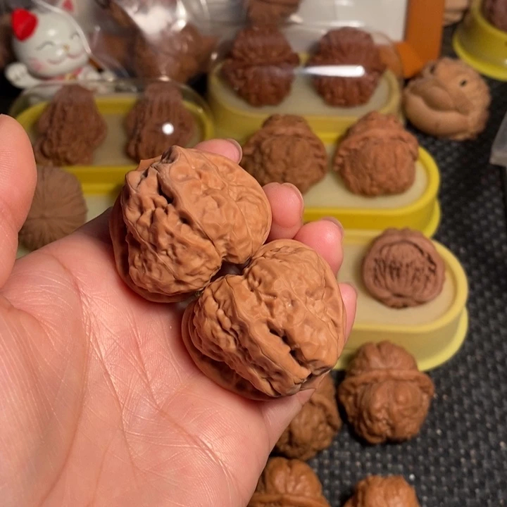 找***吧把件文玩核桃39蛤蟆头