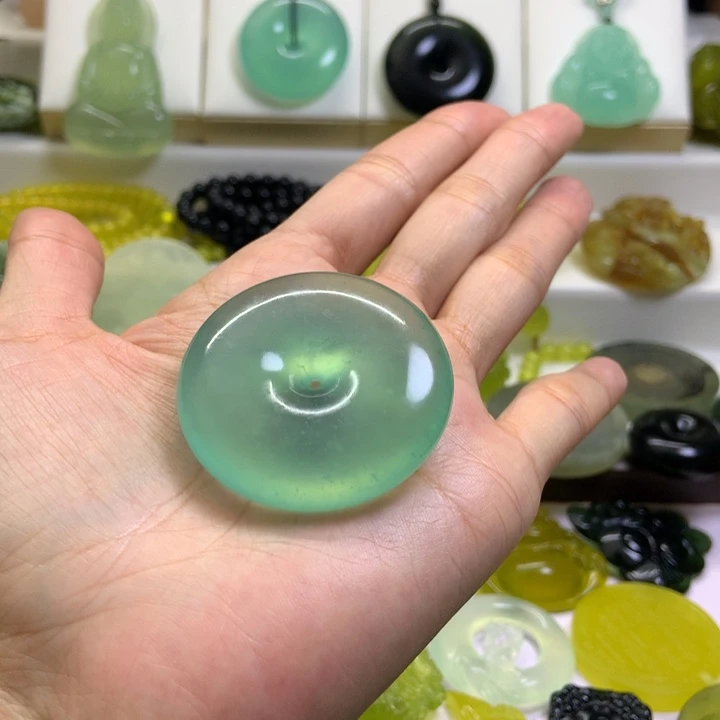 【闪购商品】未镶嵌蛇纹石玉颈饰喜****道