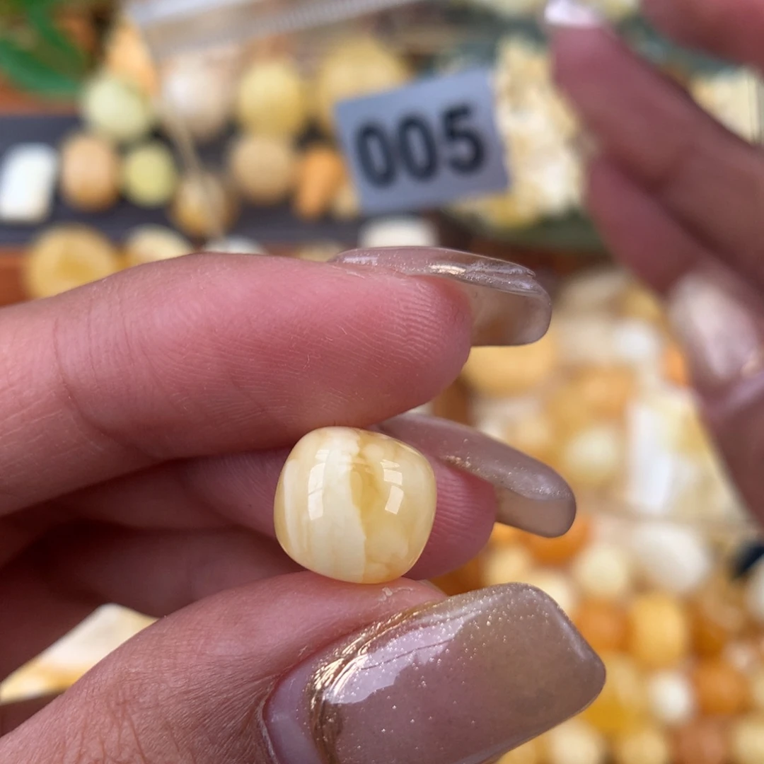 琥珀珠宝奇石未镶嵌1.0